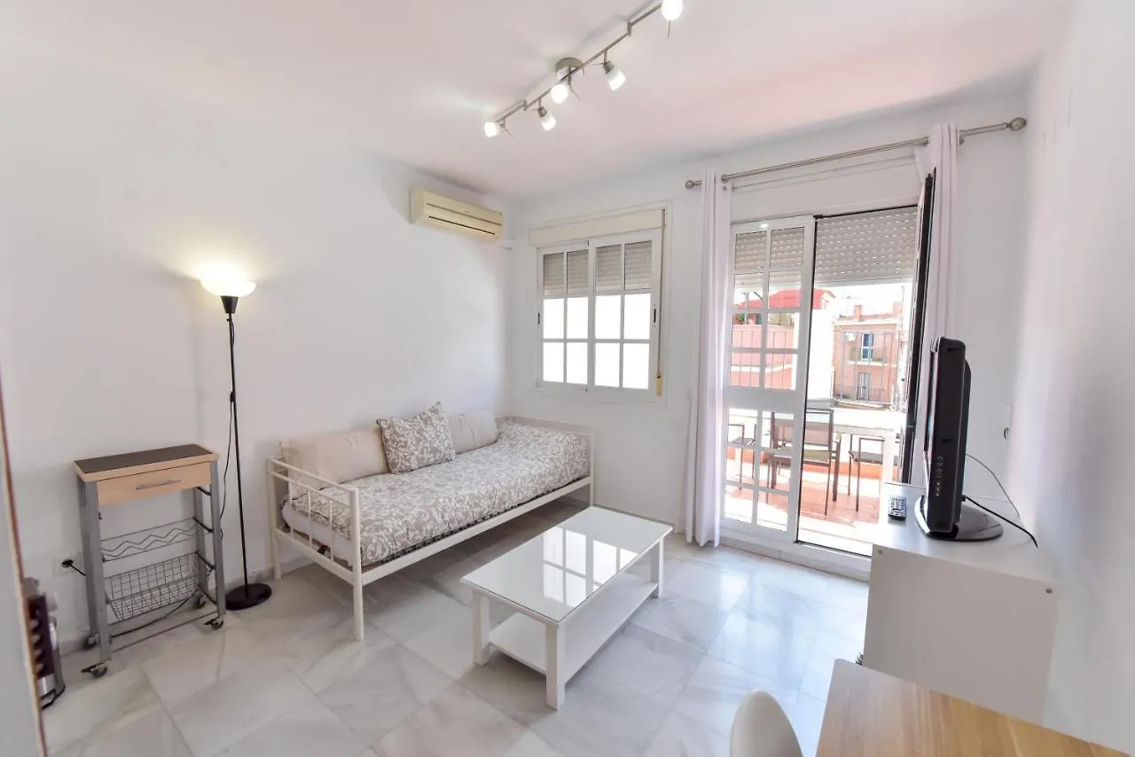 Alohamundi Pureza II Apartment Seville