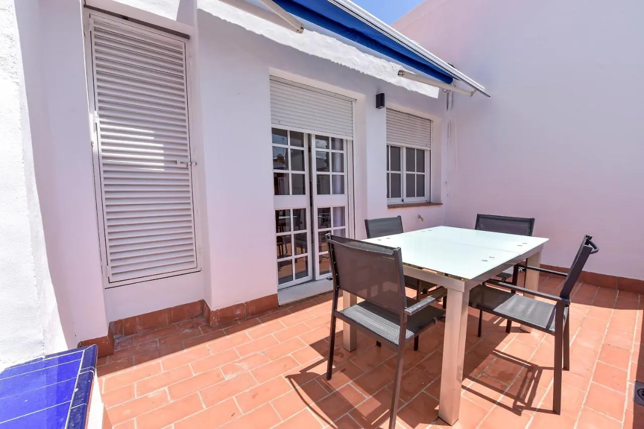 Alohamundi Pureza II Apartment Seville